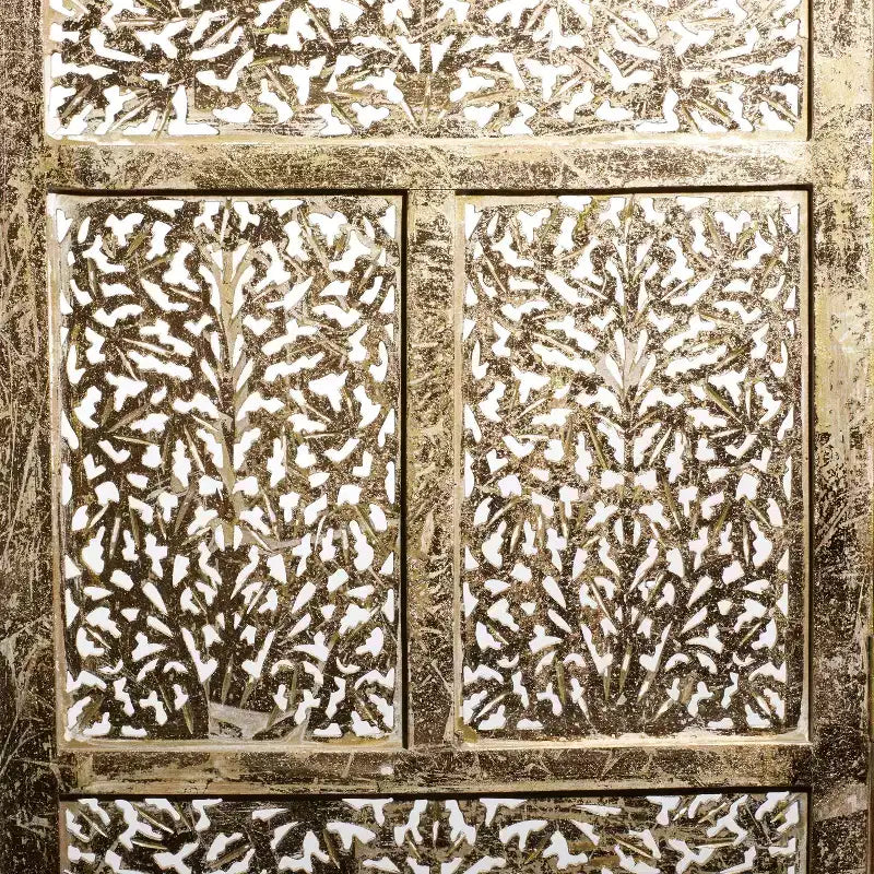 Divisorio Tradizionale Intagliato con Intricati Motivi Dorati