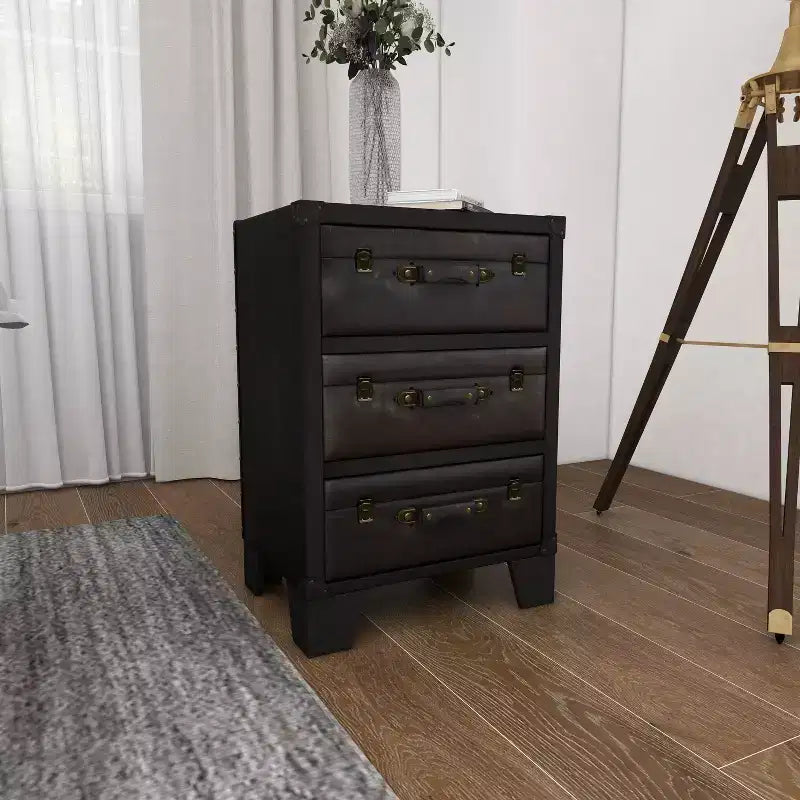 Mobile in legno tradizionale e similpelle marrone scuro