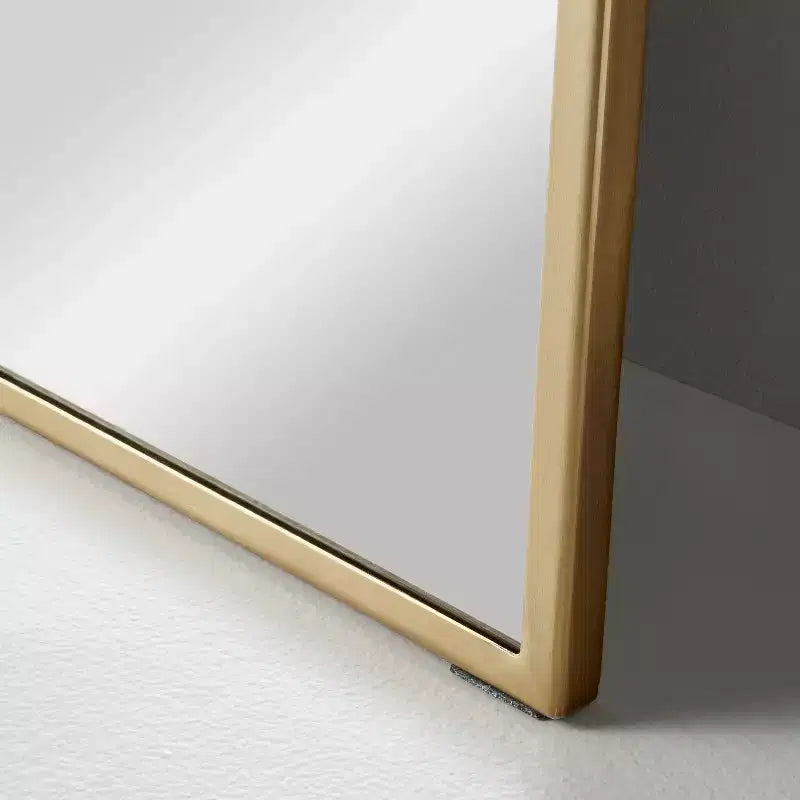 Specchio rettangolare da pavimento in metallo ad arco 19"x64" Ottone